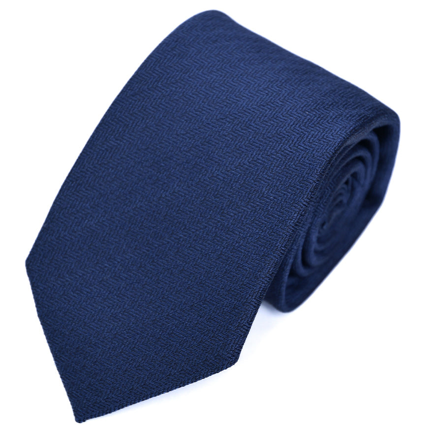 Franco spada (フランコスパダ) ミニヘリンボーン無地ネクタイ:ネイビー
