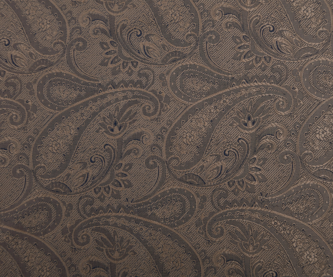 Franco Spada ( フランコスパダ )クラシック更紗ペーズリー無地調ポケットチーフ :シャンパンゴールド