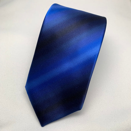Franco Spada スーパーサテングラデーションマルチストライプネクタイ:ネイビー×ロイヤルブルー
