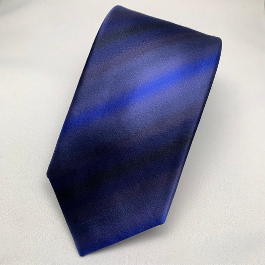 Franco Spada スーパーサテングラデーションマルチストライプネクタイ:ネイビー×グレー