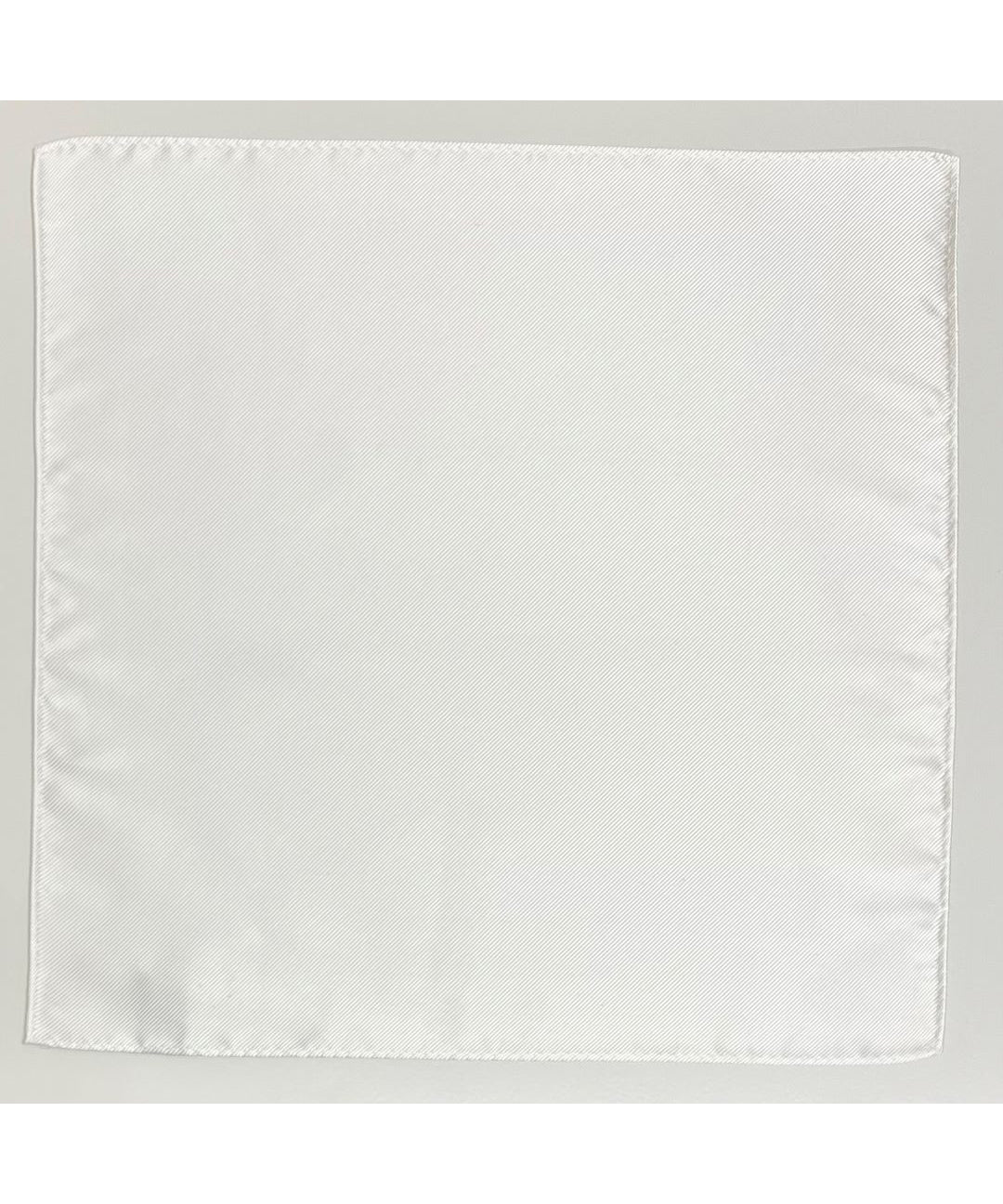 Franco Spada  ( フランコスパダ )   綾無地ジャガードポケットチーフ:オフ白