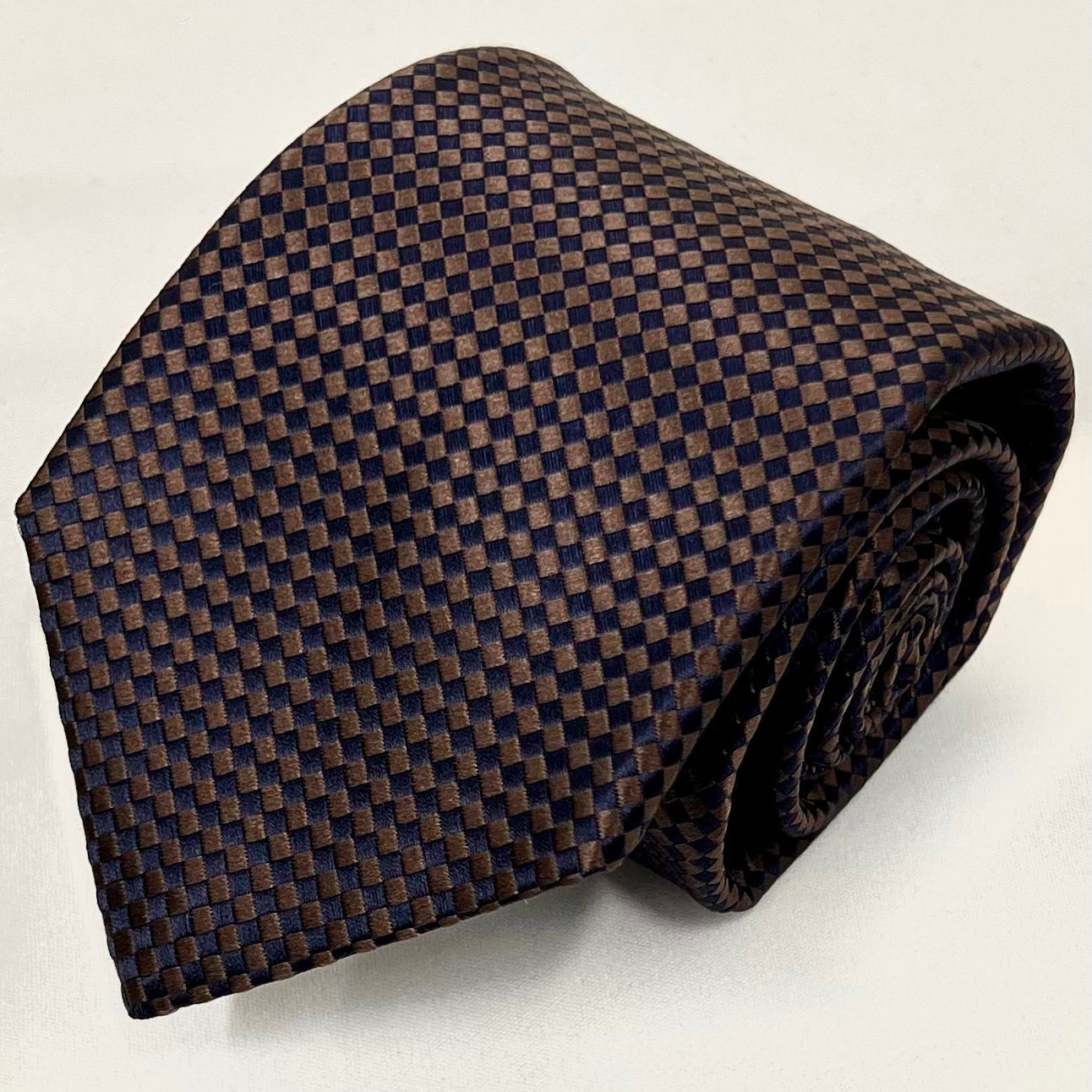AZZURRO(アズーロ) 新大バスケット無地調ジャガードネクタイ:ミッドナイトネイビー×ブラウン