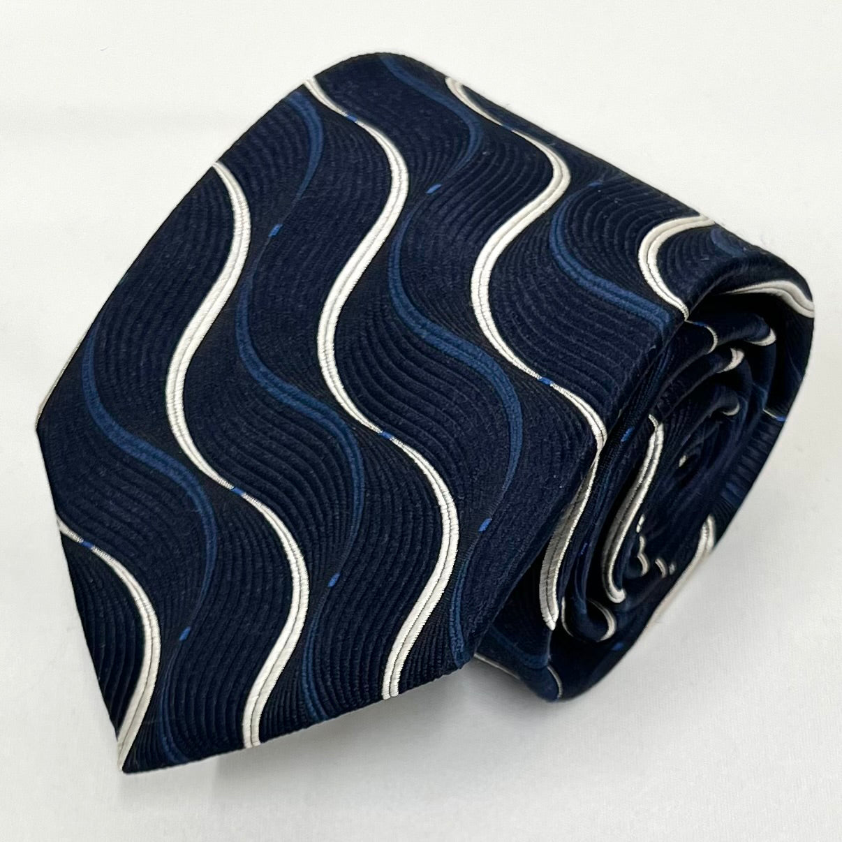 Franco Spada ( フランコスパダ )  ヴィンテージジオメトリックウェーブジャガードネクタイ:ミッドナイトネイビー