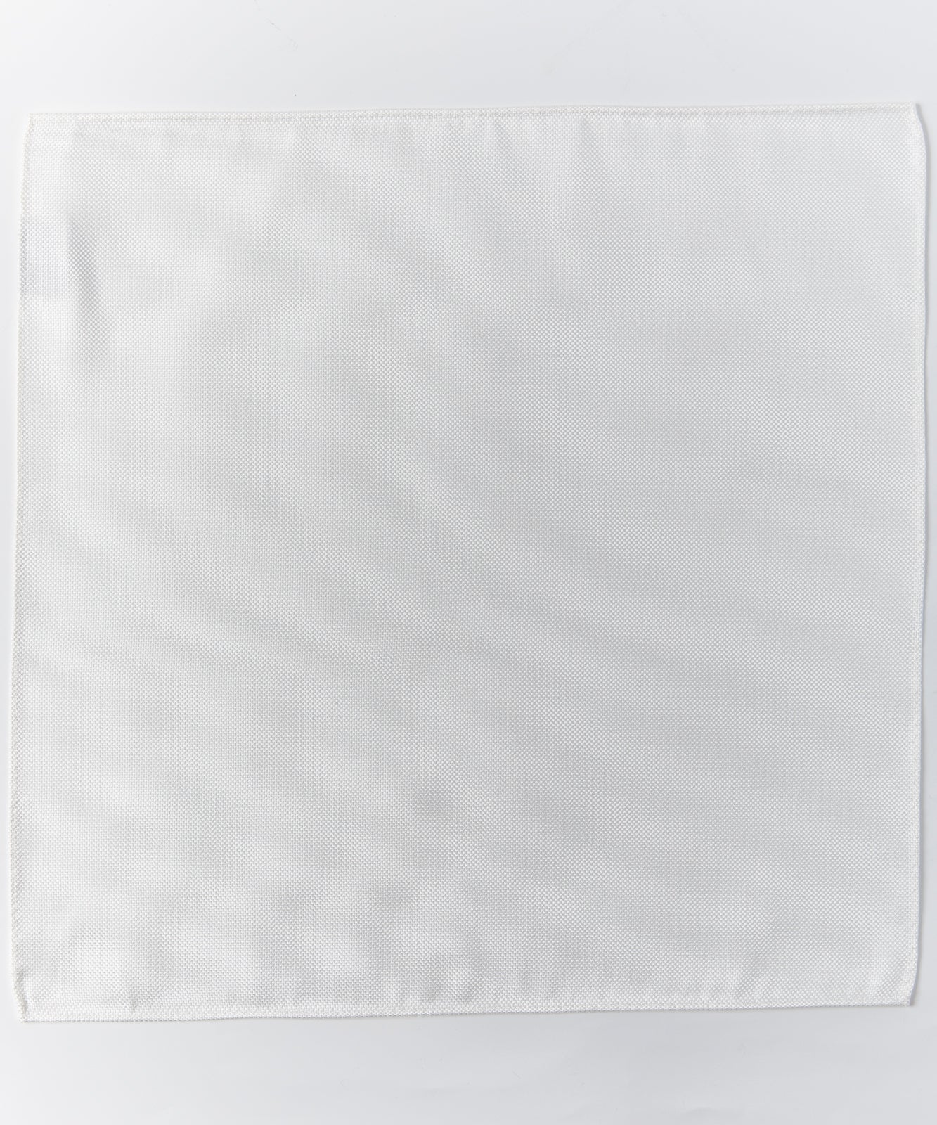 Franco Spada  ( フランコスパダ )   小バスカラー無地ジャガードポケットチーフ:オフ白