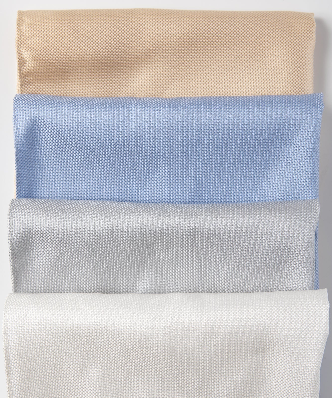 Franco Spada  ( フランコスパダ )   小バスカラー無地ジャガードポケットチーフ:シャンパンゴールド