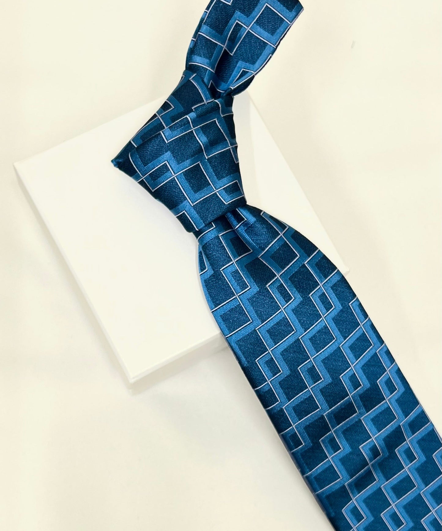Franco Spada ( フランコスパダ )  ヴィンテージジオメトリックジャガードネクタイ:インディゴブルー