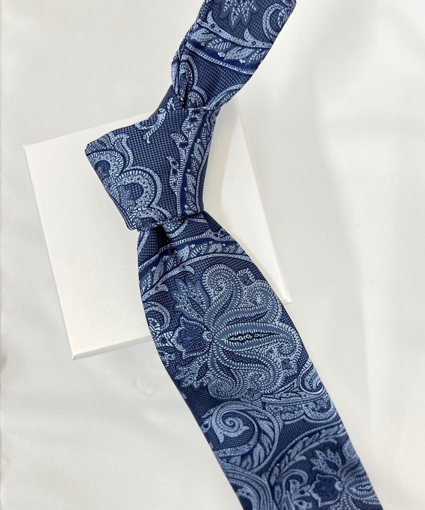 Franco Spada ( フランコスパダ )  ヴィンテージ調更紗ペーズリーネクタイ:ダークグレー