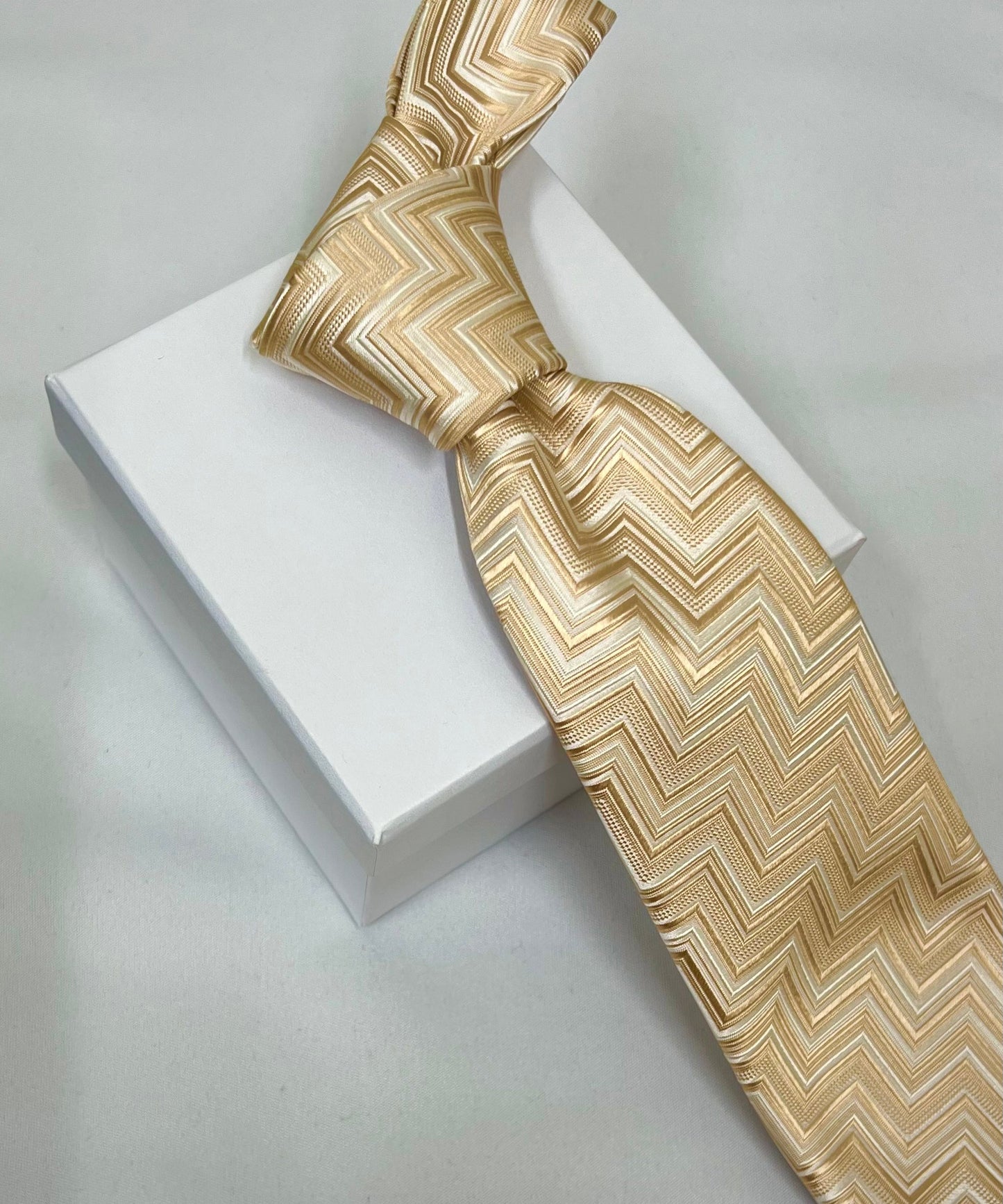 Franco Spada ( フランコスパダ )  NEW FORMALヘリンボーン2トーンカラージャガードネクタイ: イエロー×ホワイト