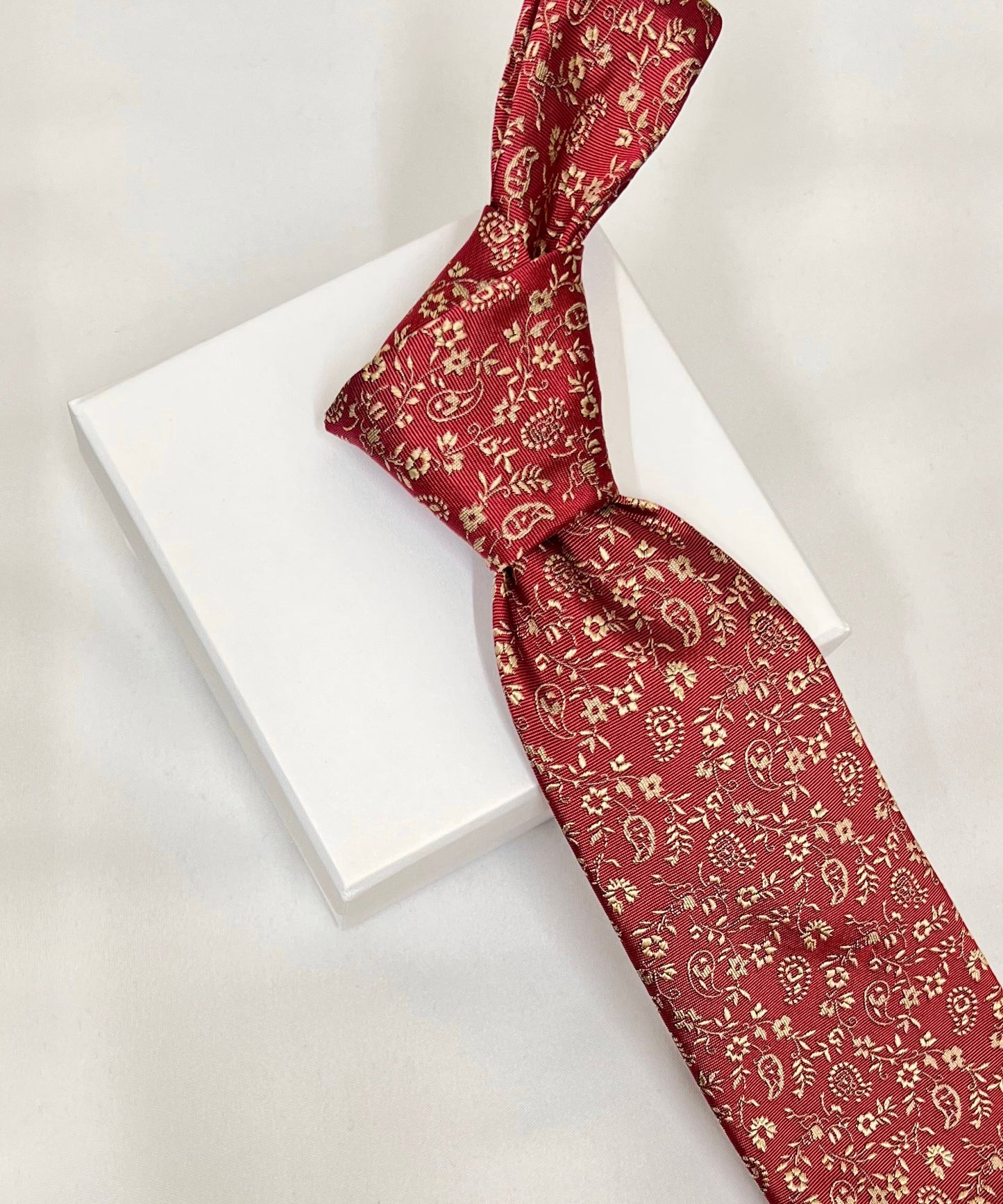 Franco Spada ( フランコスパダ )  フレンチヴィンテージオーナメントジャガードネクタイ:レッド