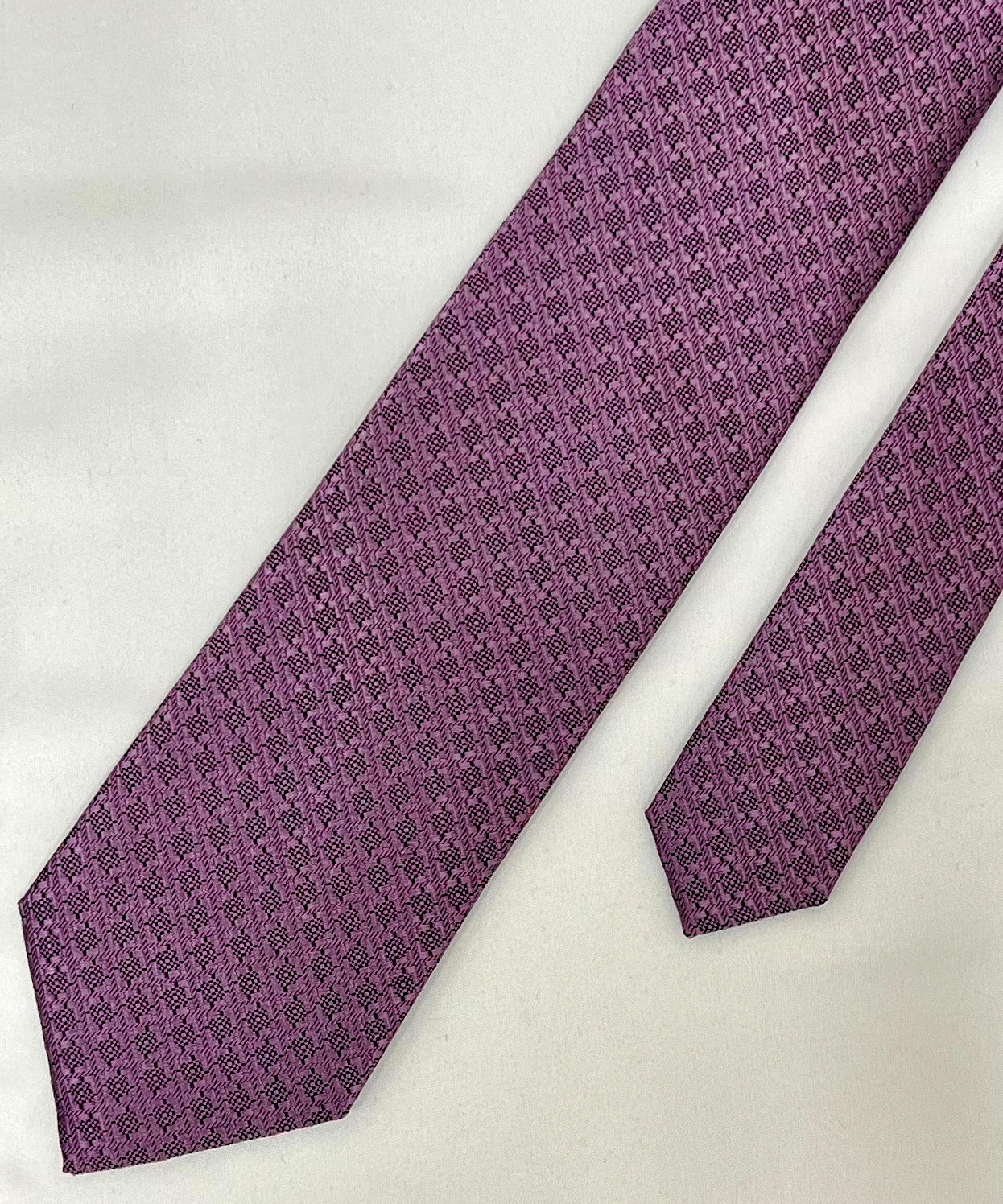 Franco Spada ( フランコスパダ )  ヴィンテージ調ジオメトリックソリッドネクタイ: ローズピンク