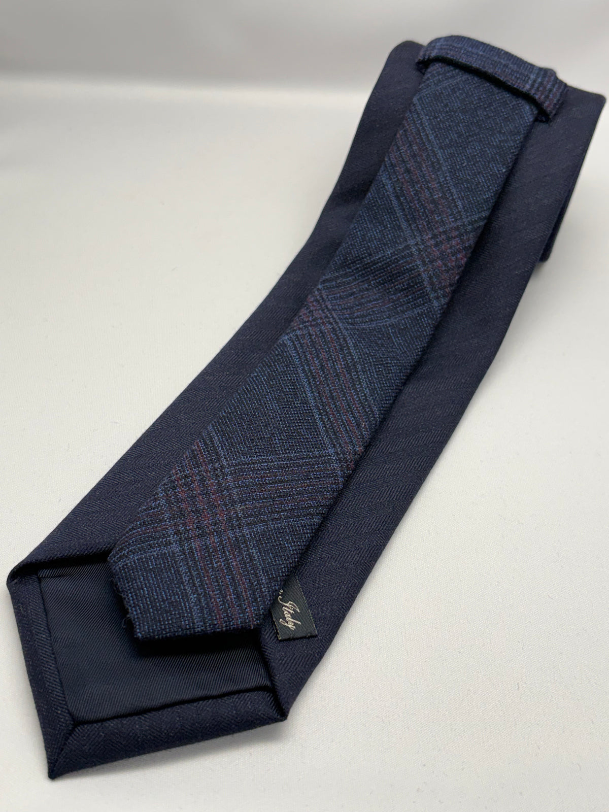 Franco Spada ( フランコスパダ ) Solid Wool ( ヘリンボーン無地 )コンビネーションネクタイ Vitale Barberis Canonico ( ビダル バルべリス カノニコ ):大剣ネイビー×小剣ネイビーチェック
