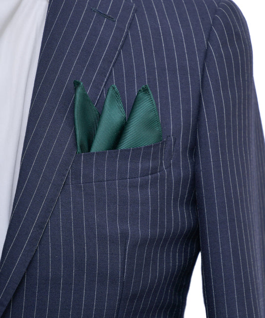 Franco Spada ( フランコスパダ )細綾無地ポケットチーフ： ブリティッシュグリーン