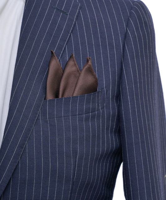 Franco Spada ( フランコスパダ ) 細綾無地ポケットチーフ：ブラウン