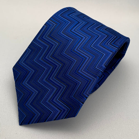 AZZURRO （アズーロ）ジオメトリックヘリンボーンネクタイ：ダークブルー