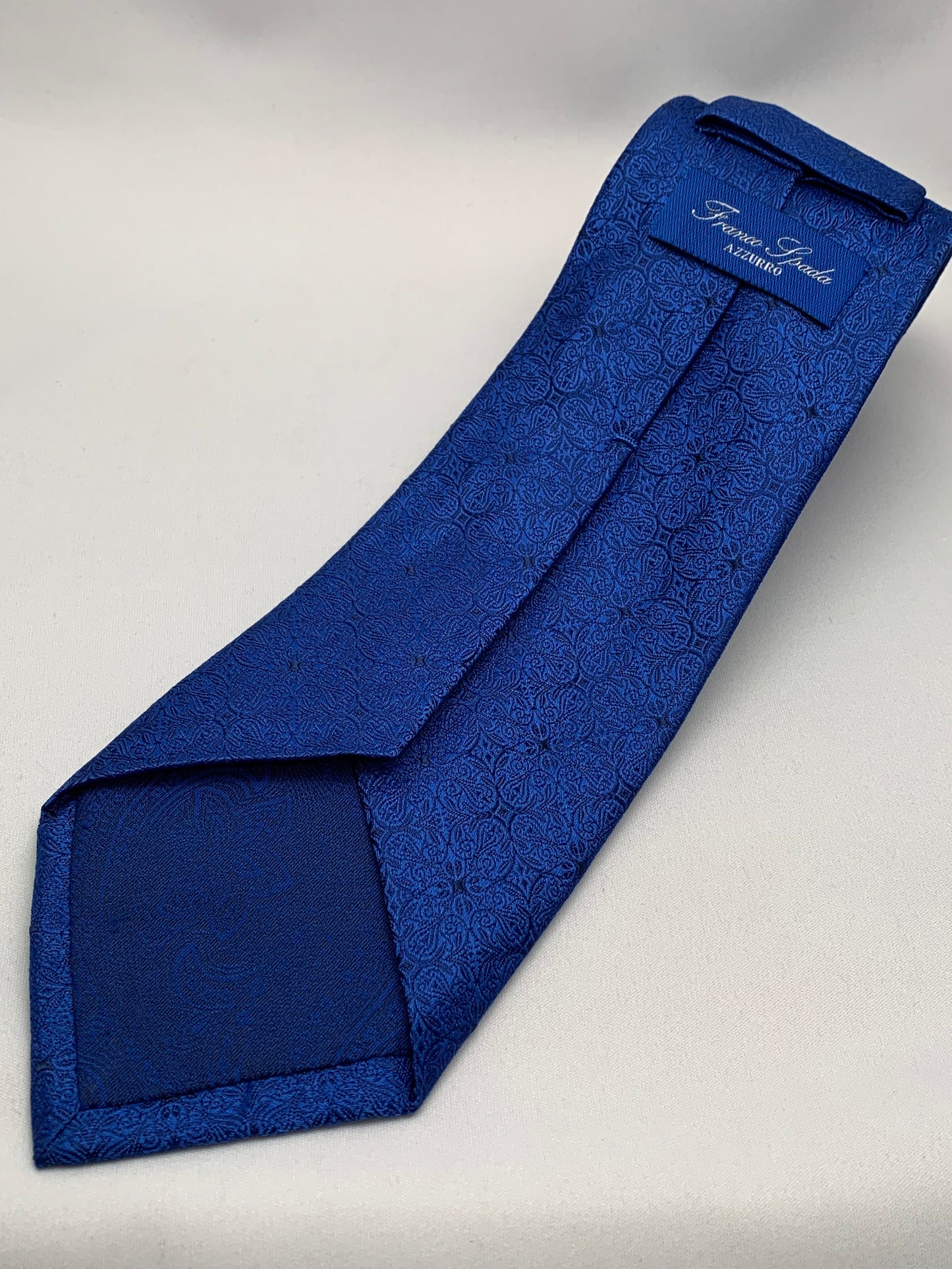 AZZURRO （アズーロ） ヴィンテージメダリオンネクタイ：ダークブルー
