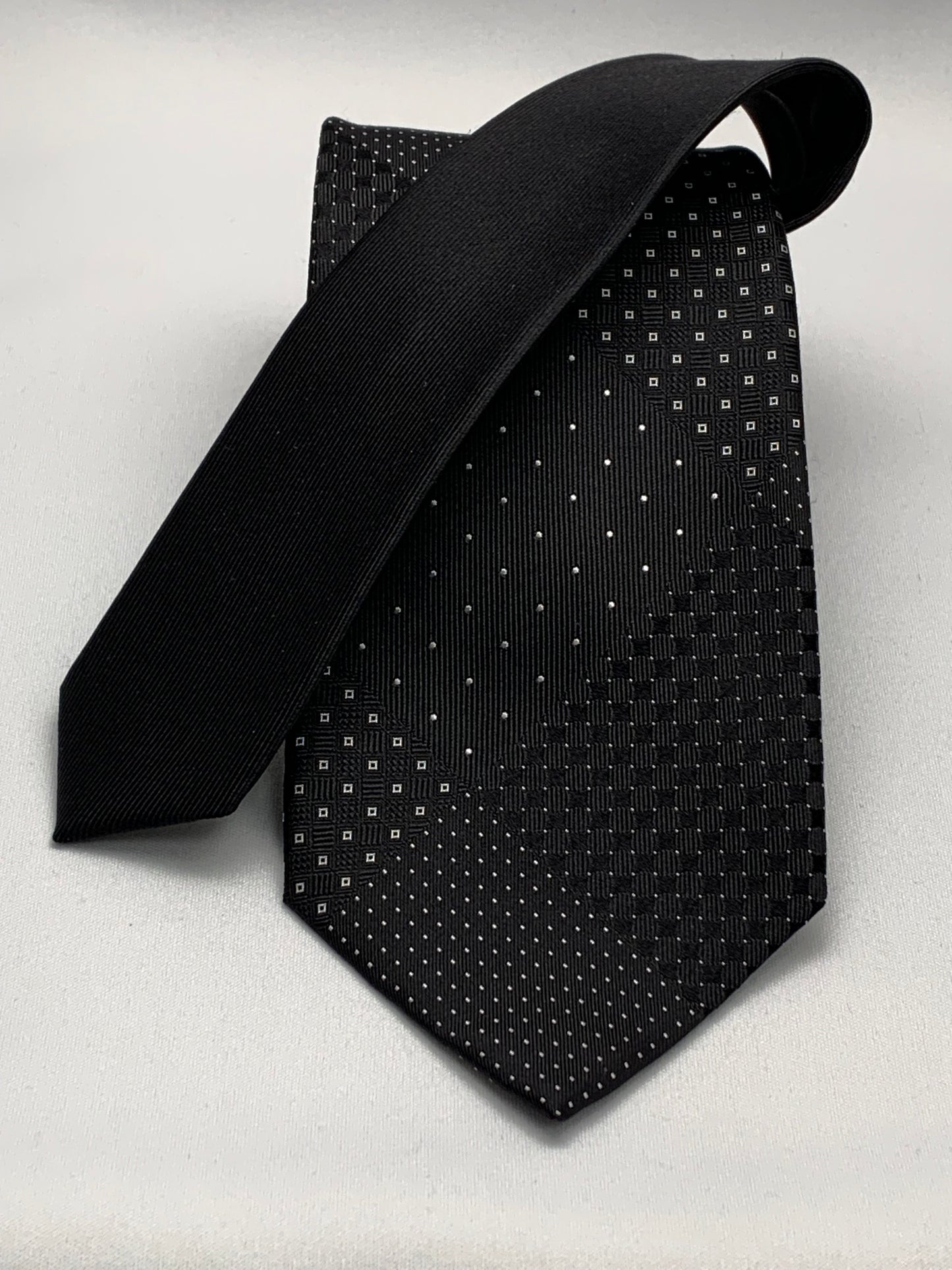 Franco Spada ( フランコスパダ )ドット✕マイクロパッチワークJQネクタイ：ブラック×ホワイト