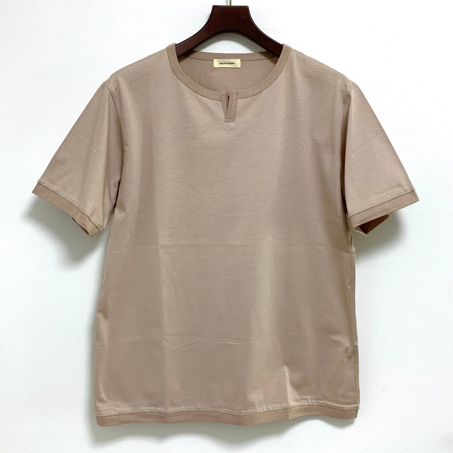 Franco Spada ( フランコスパダ ) Premium T-shirt model ②（浅V ネックヘンリー）：ベージュ