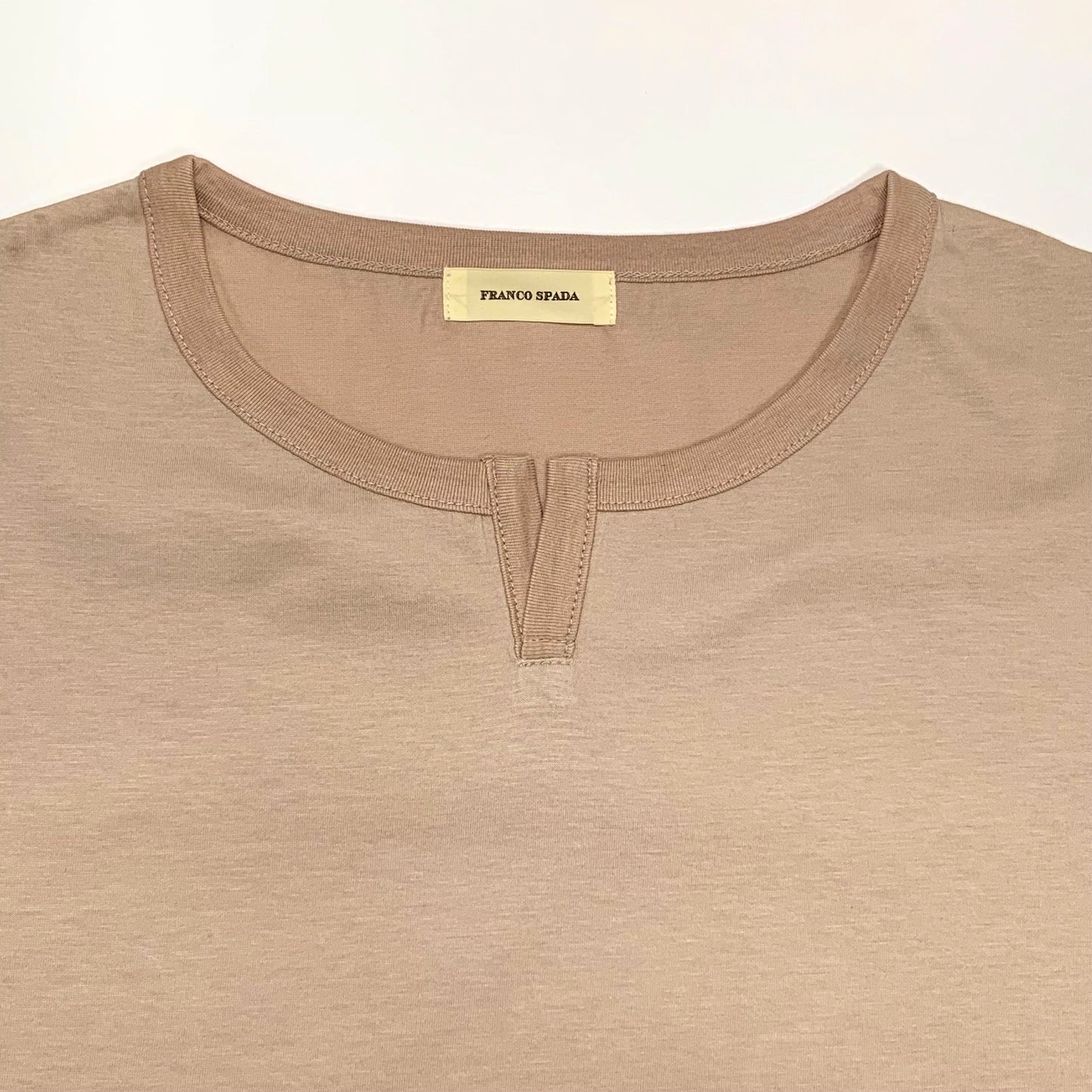Franco Spada ( フランコスパダ ) Premium T-shirt model ②（浅V ネックヘンリー）：ベージュ