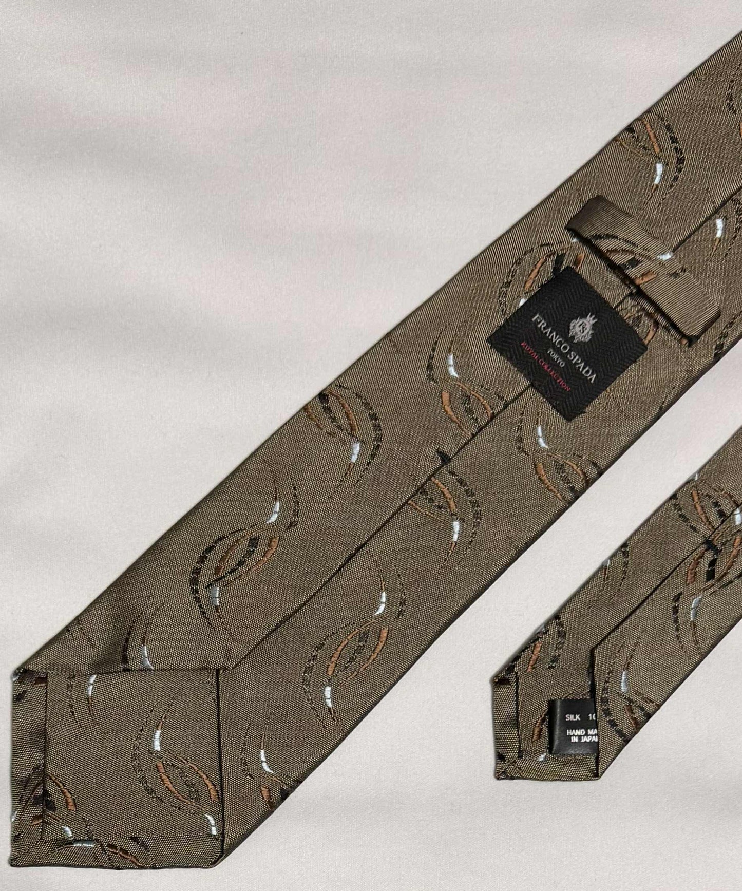 Franco Spada ( フランコスパダ )🆕コンテンポラリーブリティッシュストリームJQネクタイ：サンドベージュ×ブラウン