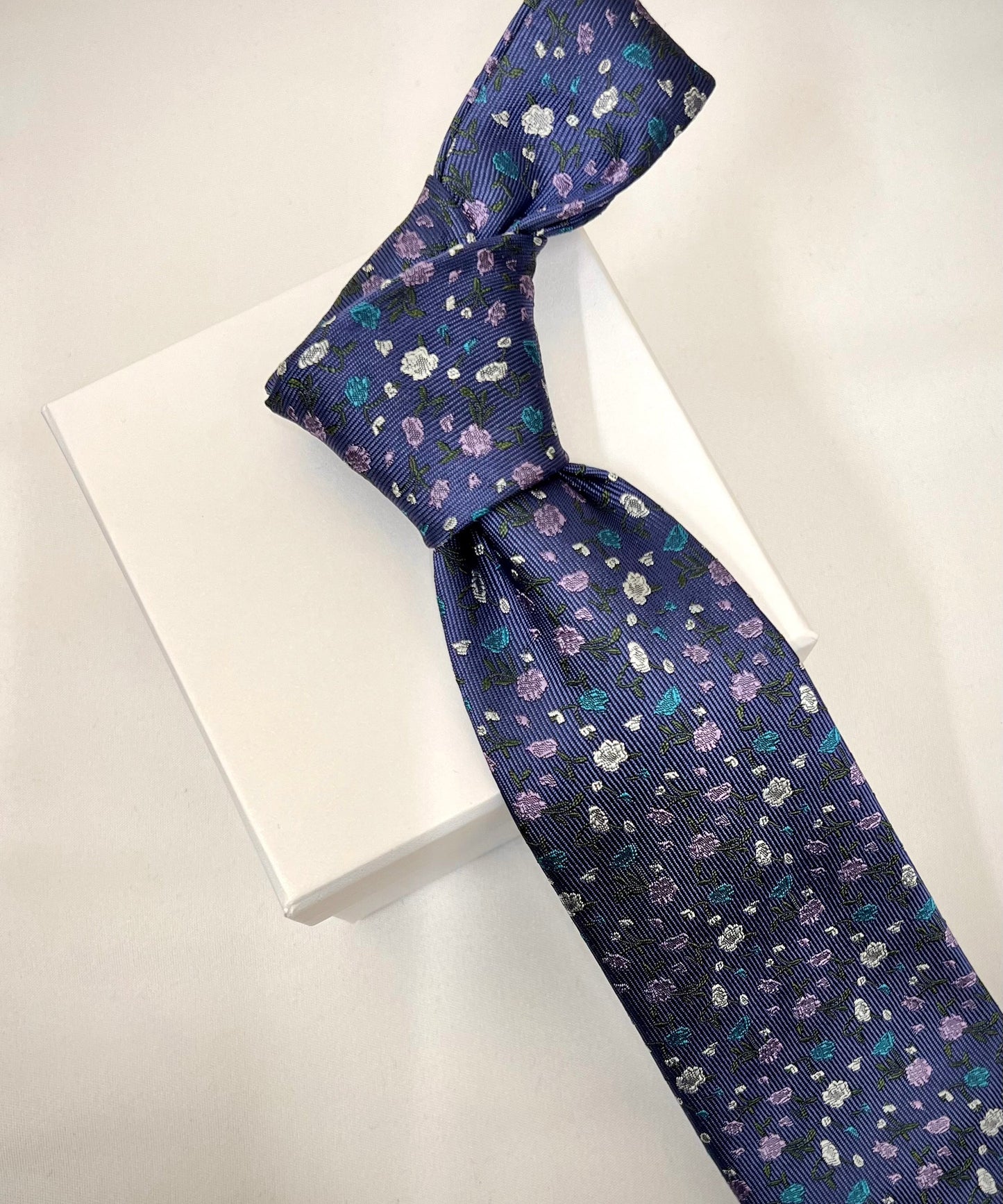 Franco Spada ( フランコスパダ )  フレンチヴィンテージプチフラワージャガードネクタイ： フレンチムラブルー