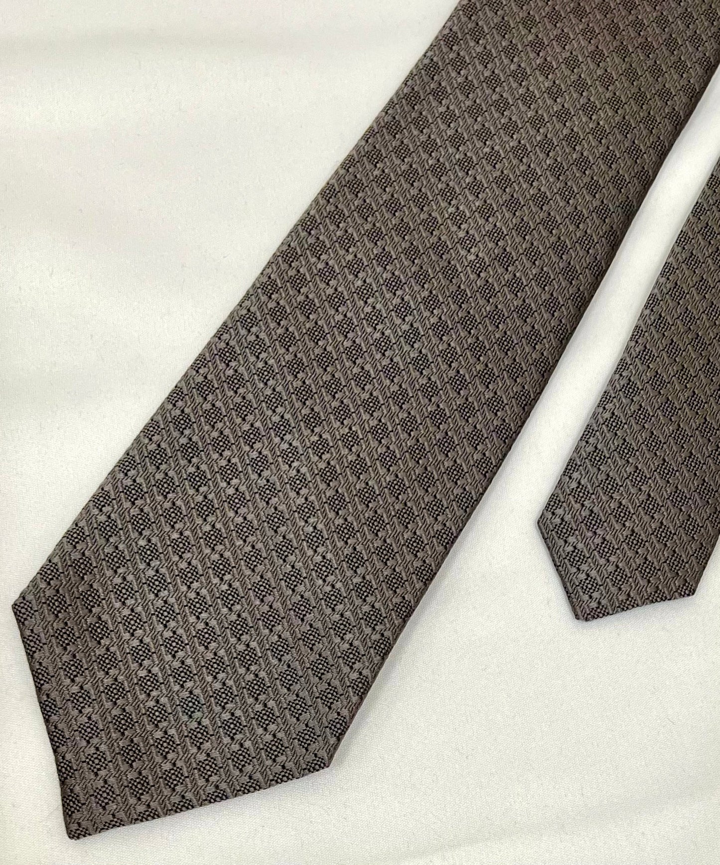 Franco Spada ( フランコスパダ )  ヴィンテージ調ジオメトリックソリッドネクタイ： サンドベージュ