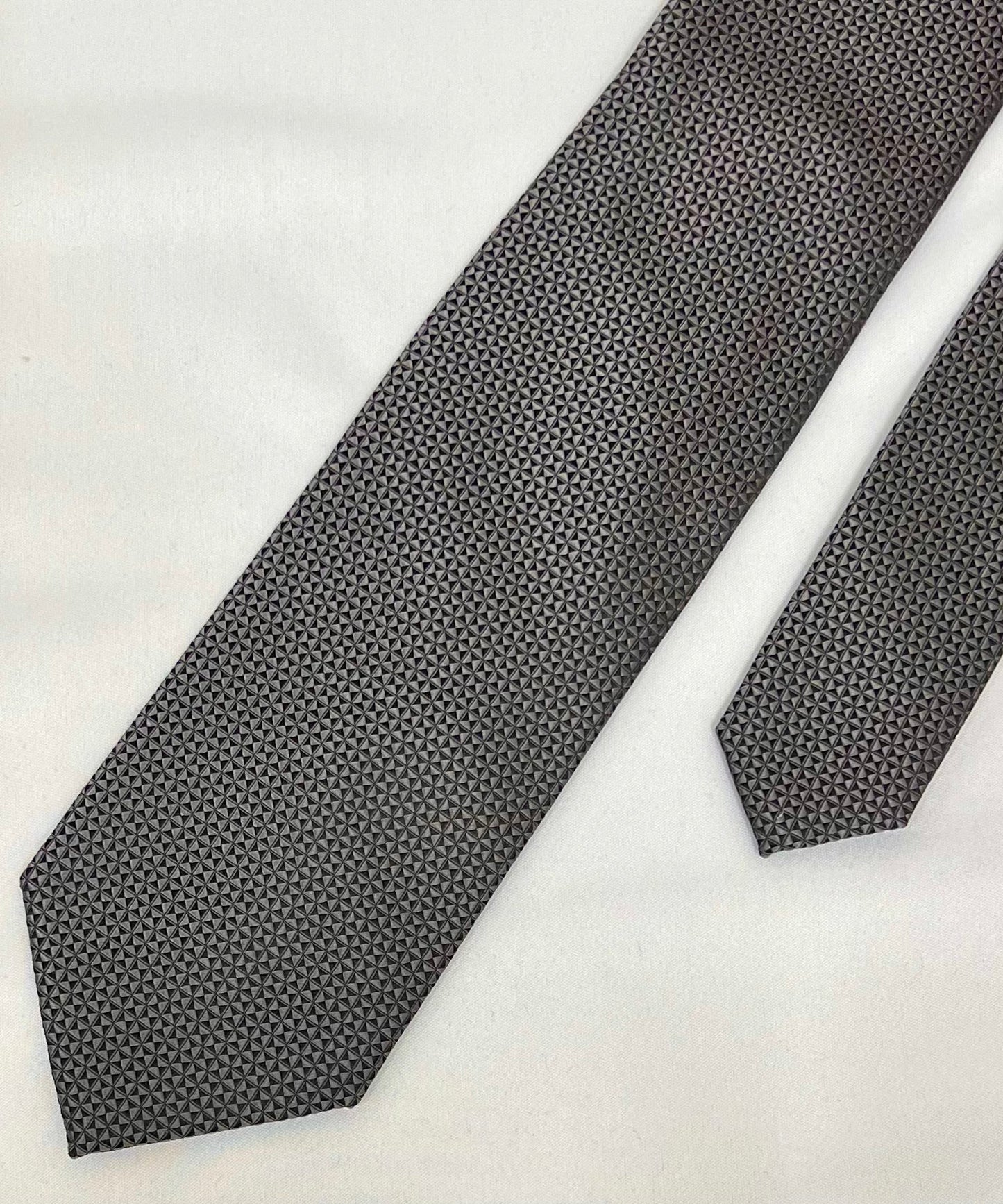 Franco Spada ( フランコスパダ )  ヴィンテージ調スモールジオメトリックソリッドネクタイ：サンドベージュ