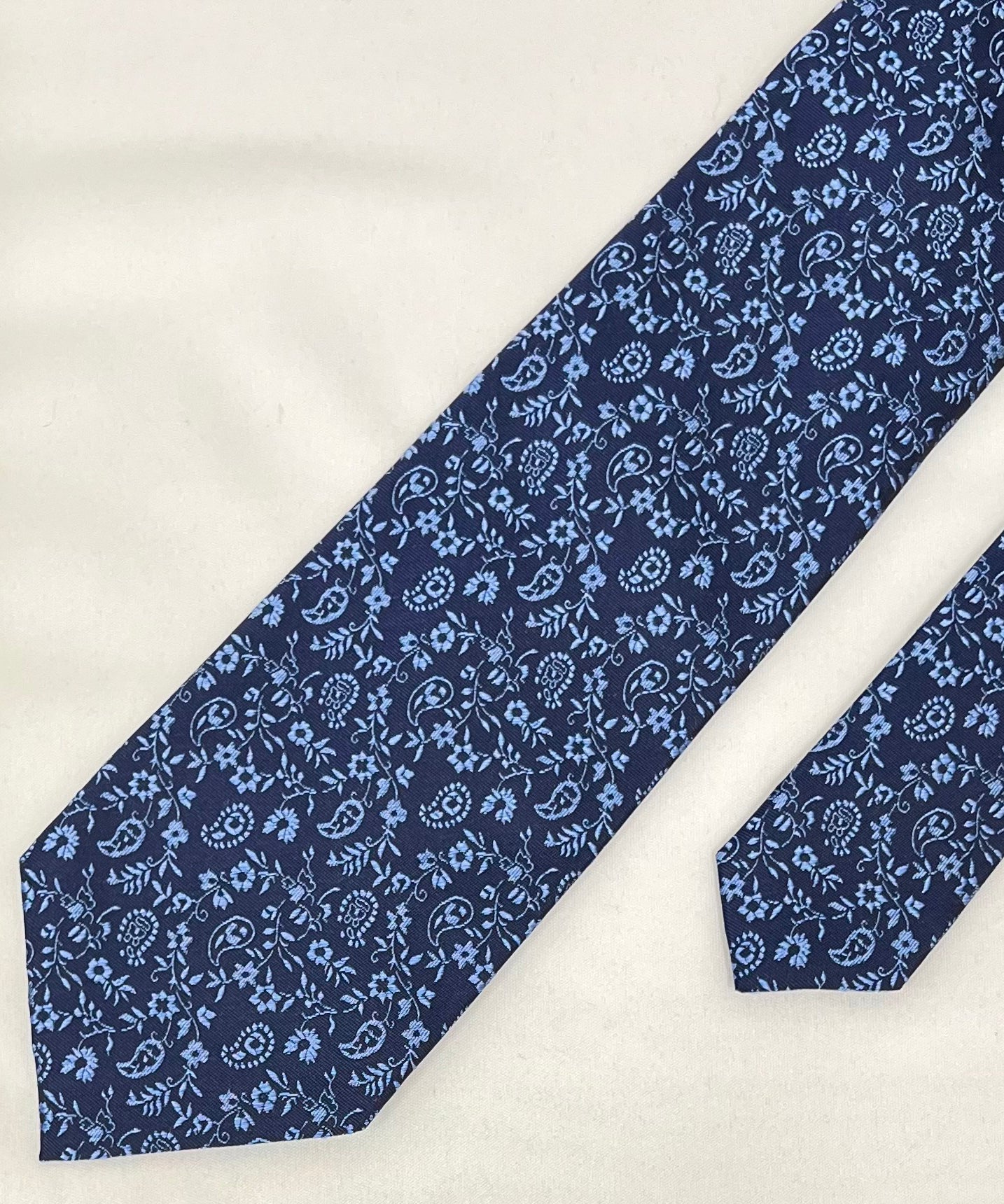 Franco Spada ( フランコスパダ )  フレンチヴィンテージオーナメントジャガードネクタイ：ミッドナイトネイビー