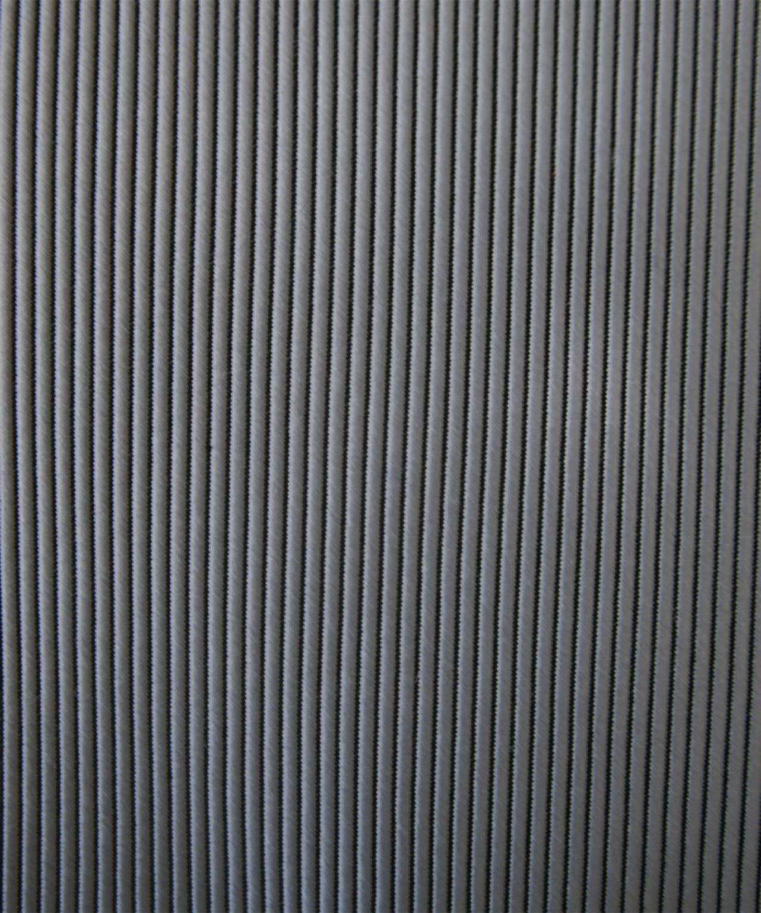 Franco Spada ( フランコスパダ ) 細綾無地ネクタイ新色：シルバーグレー