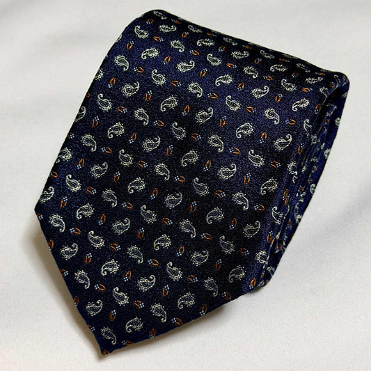 Franco Spada ( フランコスパダ )🆕コンテンポラリーブリティッシュ小紋調ミニペーズリーネクタイ：ネイビー×ブラウン×オフホワイト
