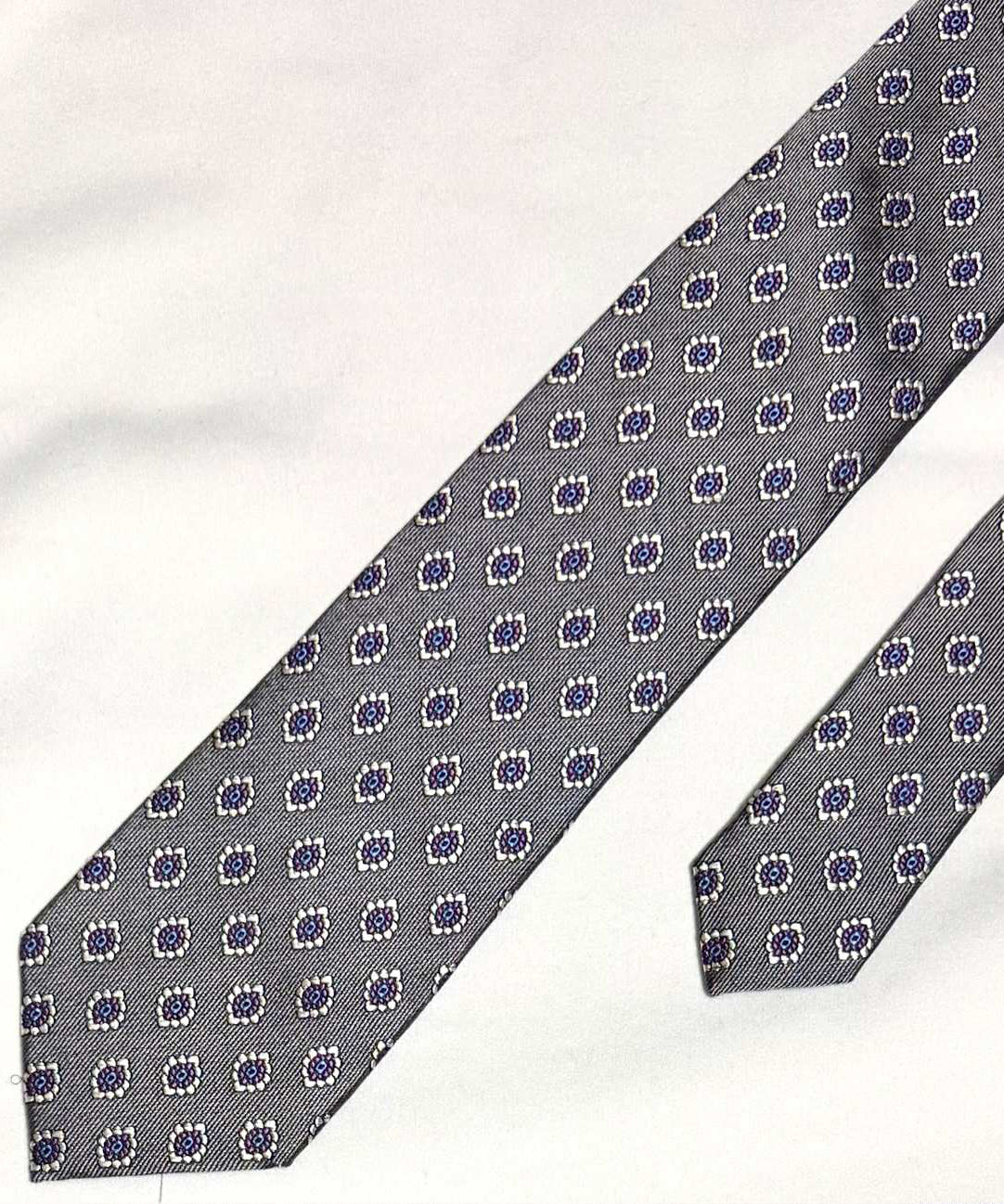 Franco Spada ( フランコスパダ )🆕コンテンポラリーブリティッシュ小紋JQネクタイ：スチールグレー