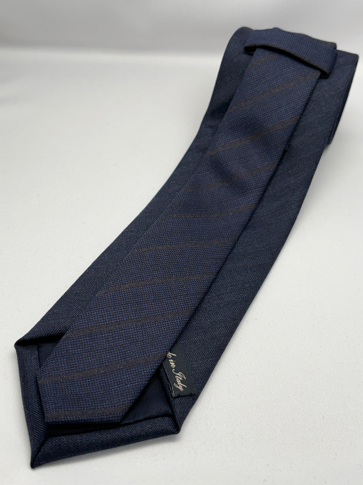 Franco Spada ( フランコスパダ )  Solid Wool ( ヘリンボーン無地 )コンビネーションネクタイ Vitale Barberis Canonico ( ビダル バルべリス カノニコ )：大剣ネイビー×小剣ネイビーストライプ