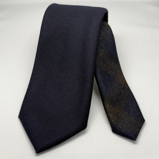 Franco Spada ( フランコスパダ )  Solid Wool ( 綾無地 )コンビネーションネクタイ Vitale Barberis Canonico ( ビダル バルべリス カノニコ )：大剣ネイビー×小剣チェックネイビー×ブラウン