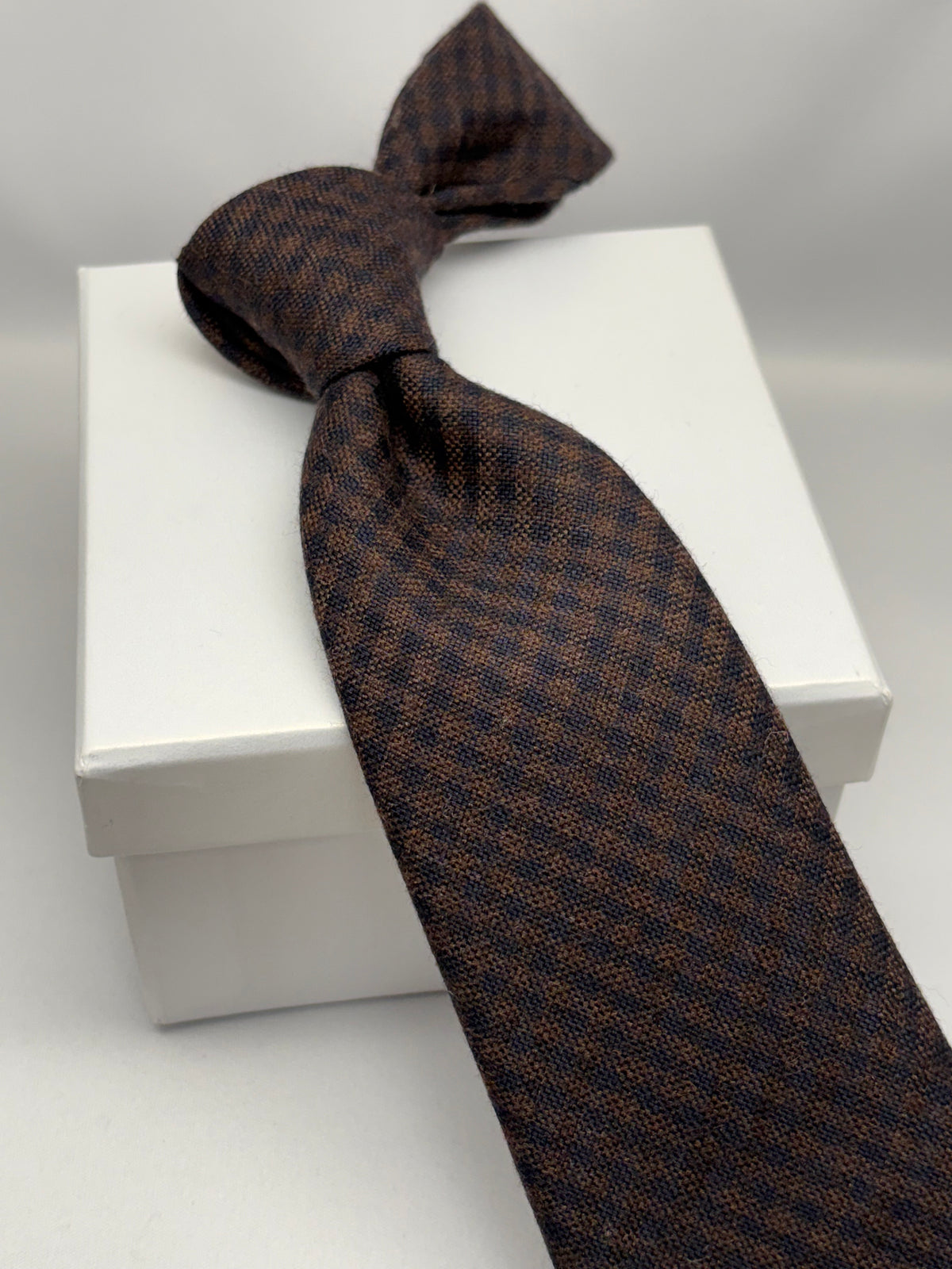 Franco Spada ( フランコスパダ ) ギンガムチェックウールネクタイ DORMEUIL (ドーメル) AMADEUS ACTION (アマデウス アクション)：ネイビー×ブラウン