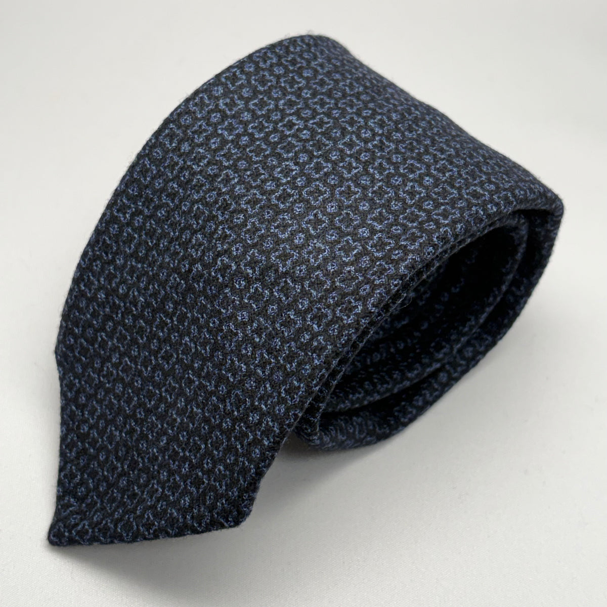 Franco Spada ( フランコスパダ )  小紋ジャガードウールネクタイ Vitale Barberis Canonico ( ビィターレバルべリス カノニコ )：ネイビー×サックス
