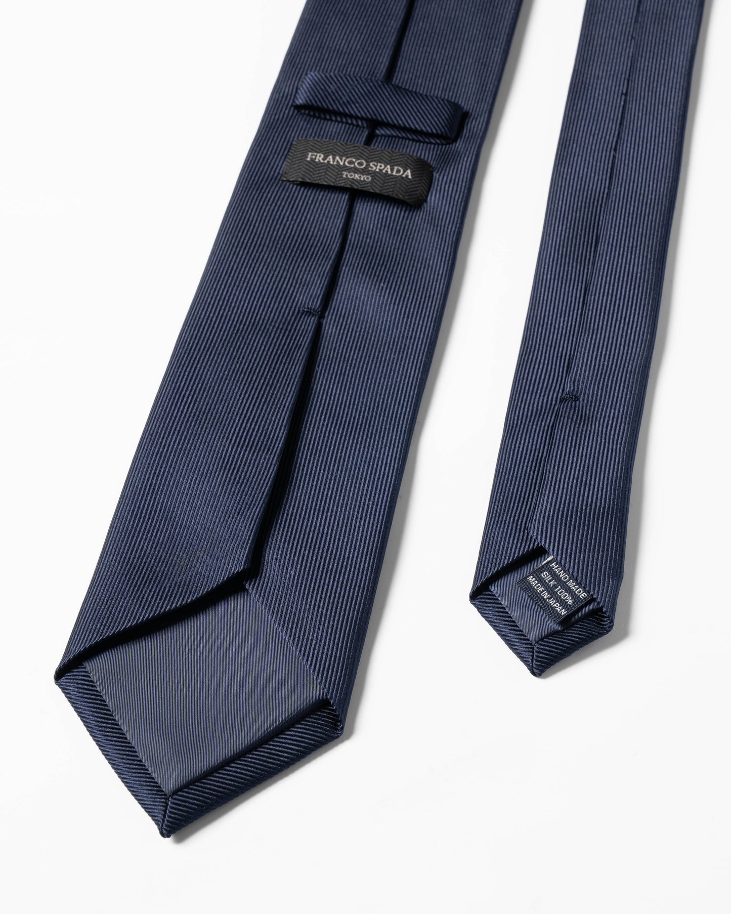 Franco Spada ( フランコスパダ )  細綾無地ネクタイ：ネイビー